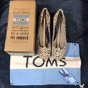 Toms Ballet Flats - Brown Gisele - Size 8 - Brand New